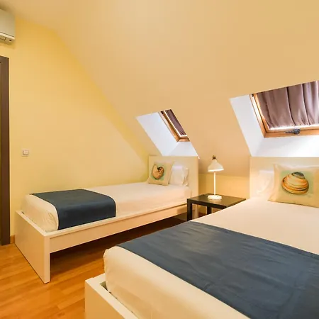 Avatar Duplex Near The Apartment *