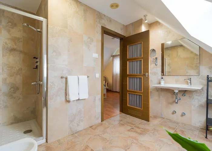 Family Tomas Miller *